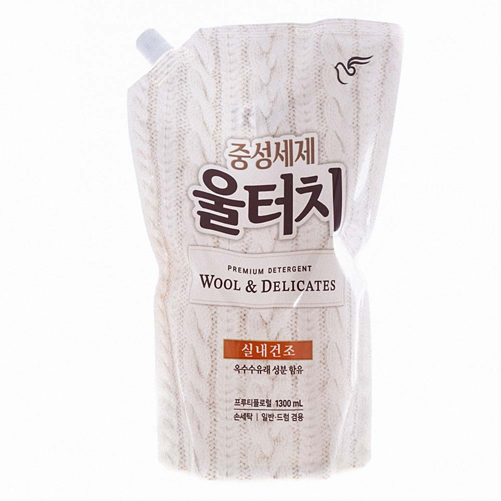 Гель-концентрат для стирки шерстяных и деликатных тканей Pigeon Wool Touch 1300ml